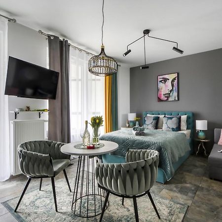 Apartamenty Metropark Krzemieniecka-Lux Warszawa Eksteriør billede