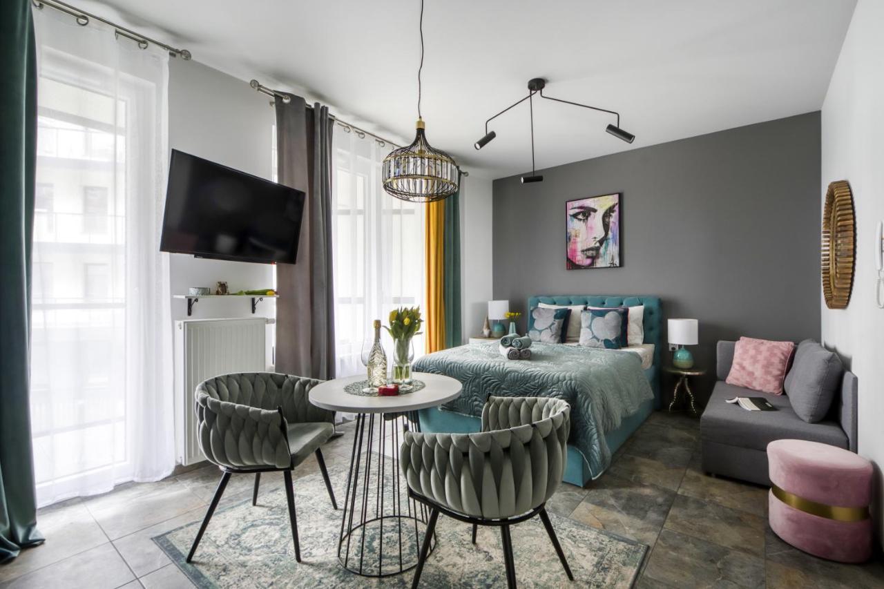 Apartamenty Metropark Krzemieniecka-Lux Warszawa Eksteriør billede