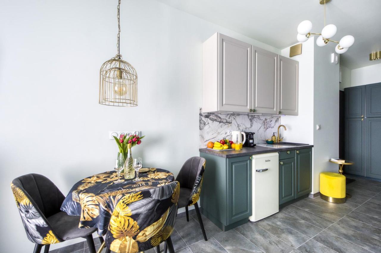 Apartamenty Metropark Krzemieniecka-Lux Warszawa Eksteriør billede